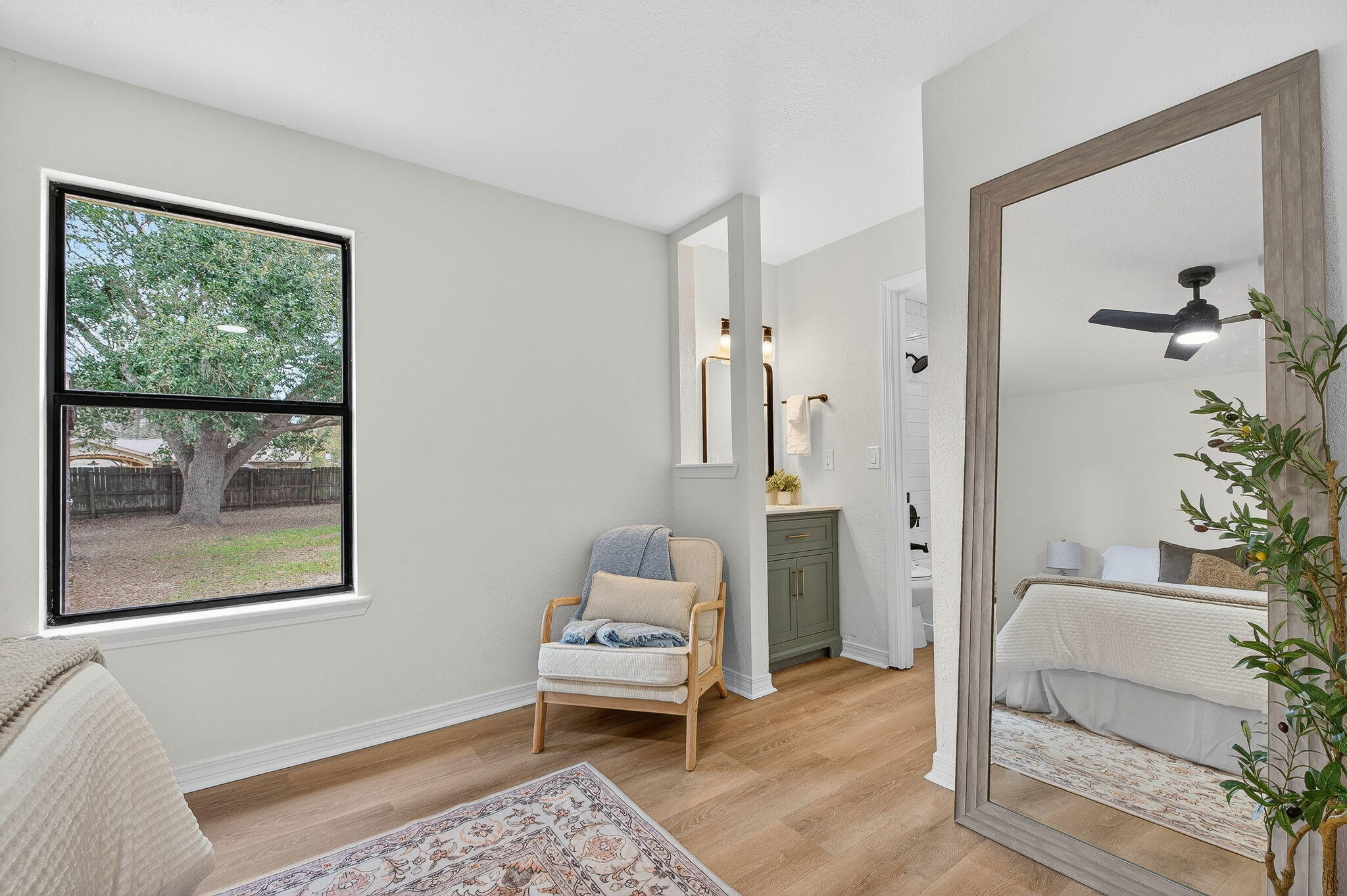 BELLVIEW PINES - Residential