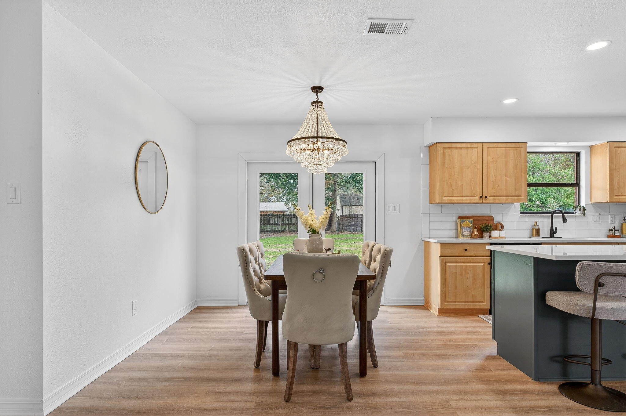 BELLVIEW PINES - Residential