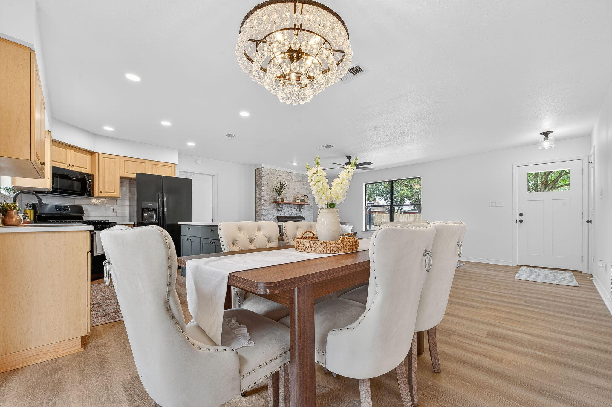 BELLVIEW PINES - Residential