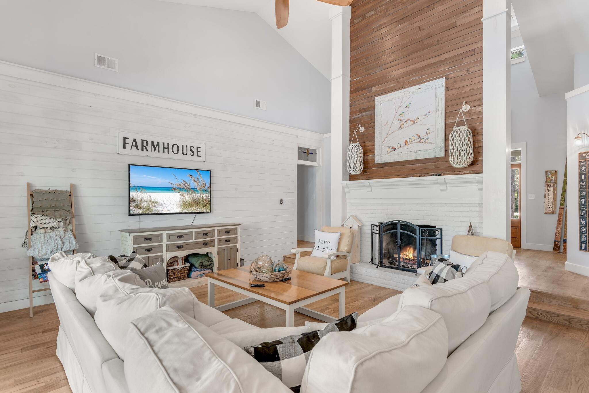 WOODLAND BAYOU ESTATES - Residential