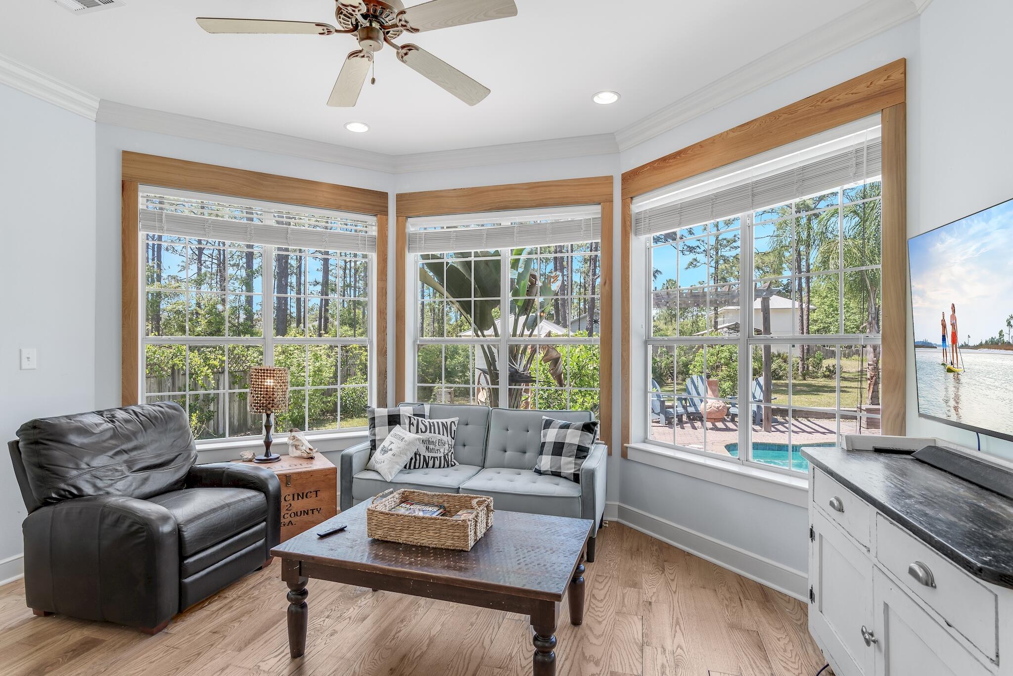 WOODLAND BAYOU ESTATES - Residential