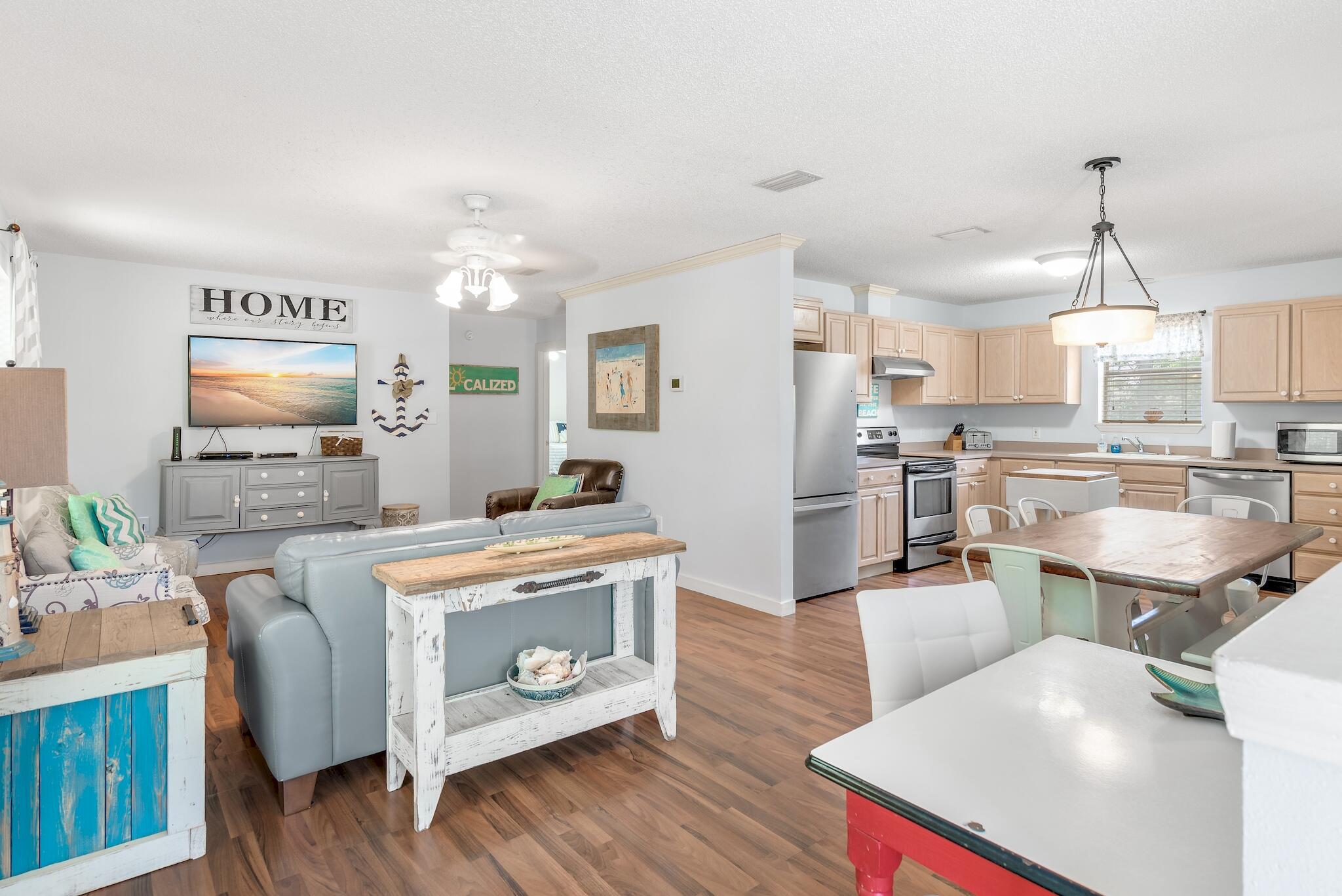 WOODLAND BAYOU ESTATES - Residential