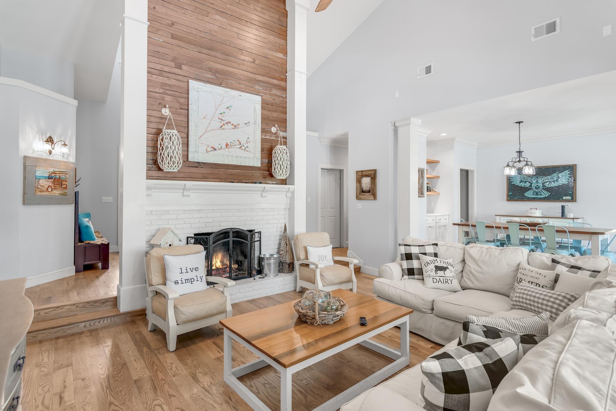 WOODLAND BAYOU ESTATES - Residential