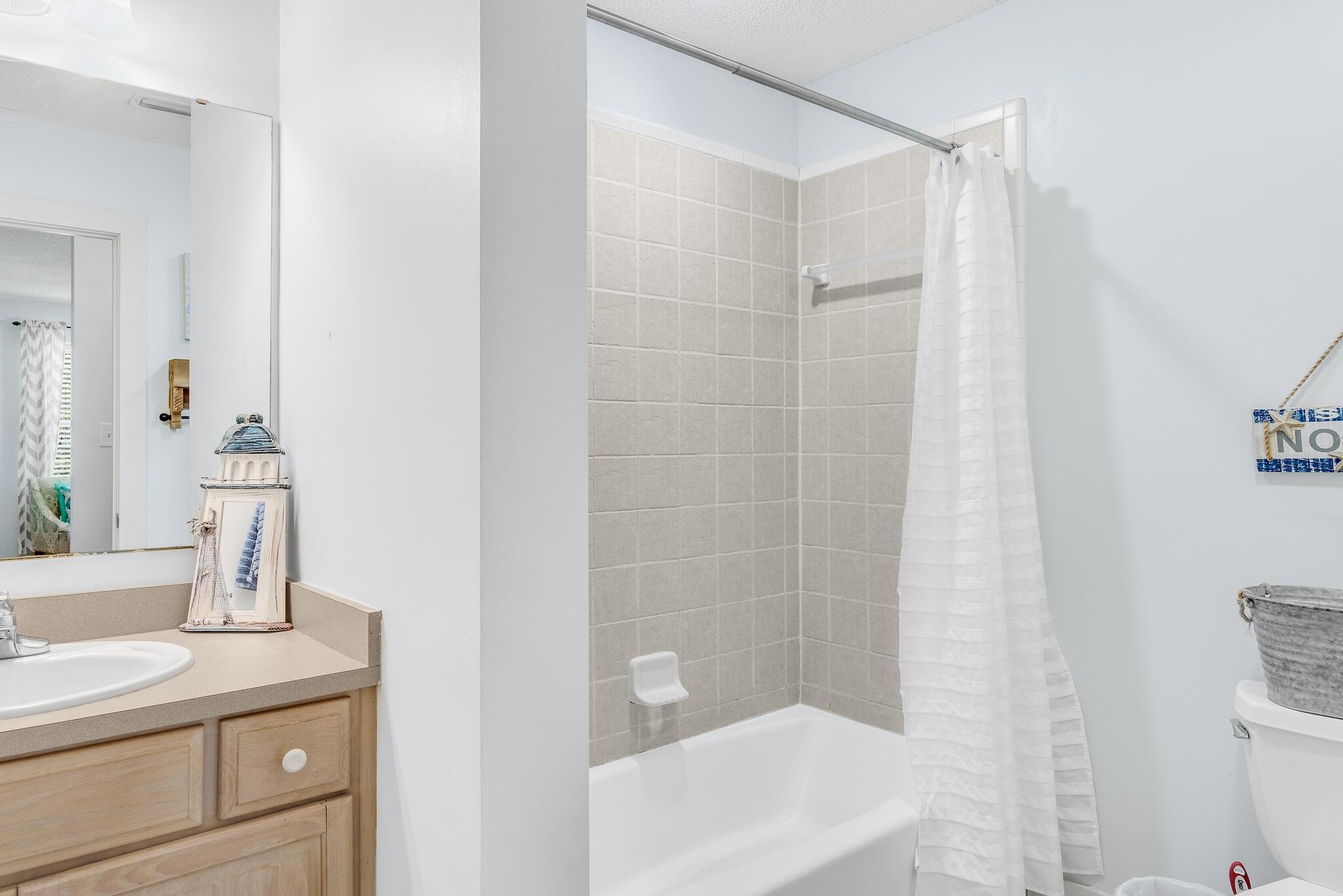 WOODLAND BAYOU ESTATES - Residential