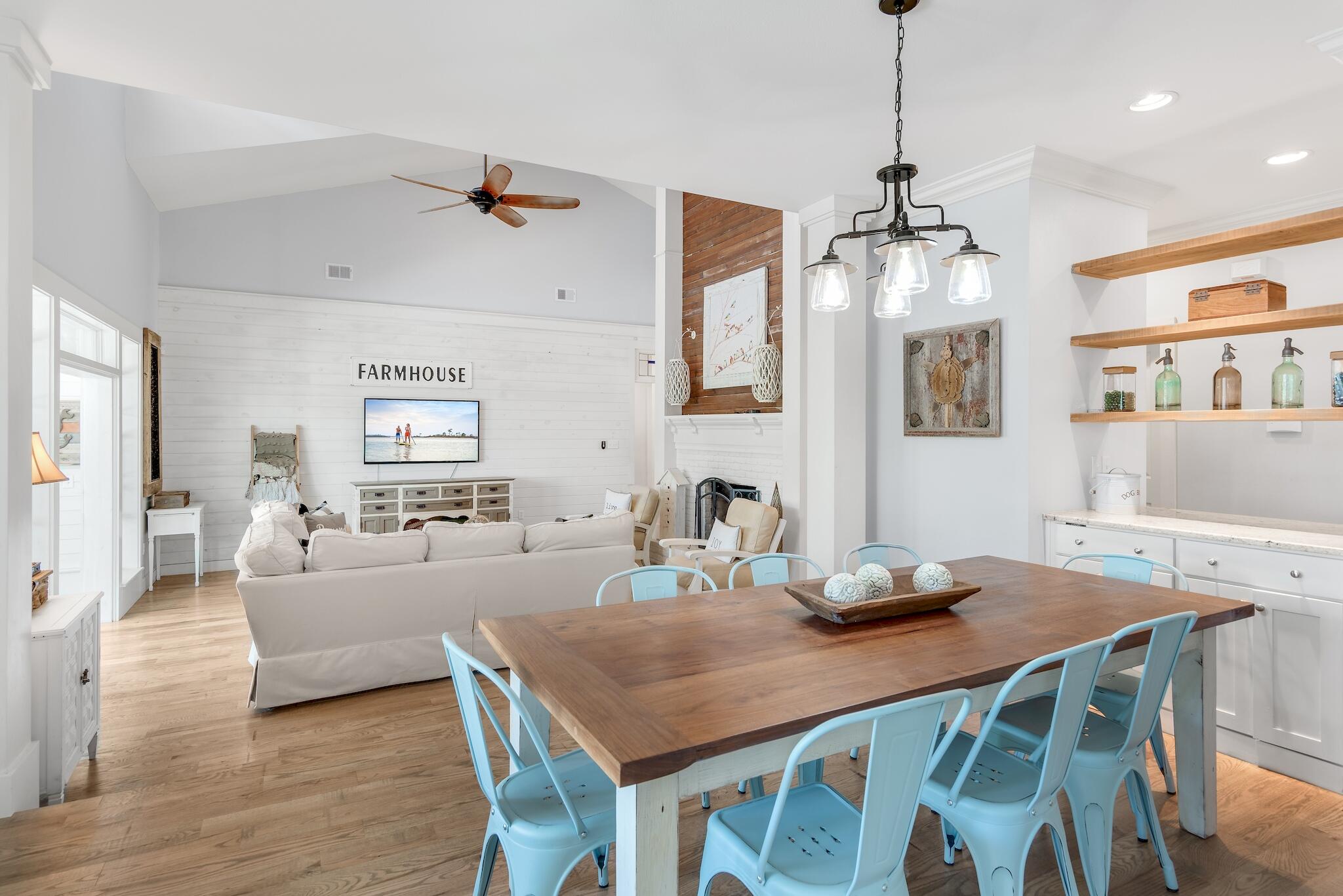 WOODLAND BAYOU ESTATES - Residential