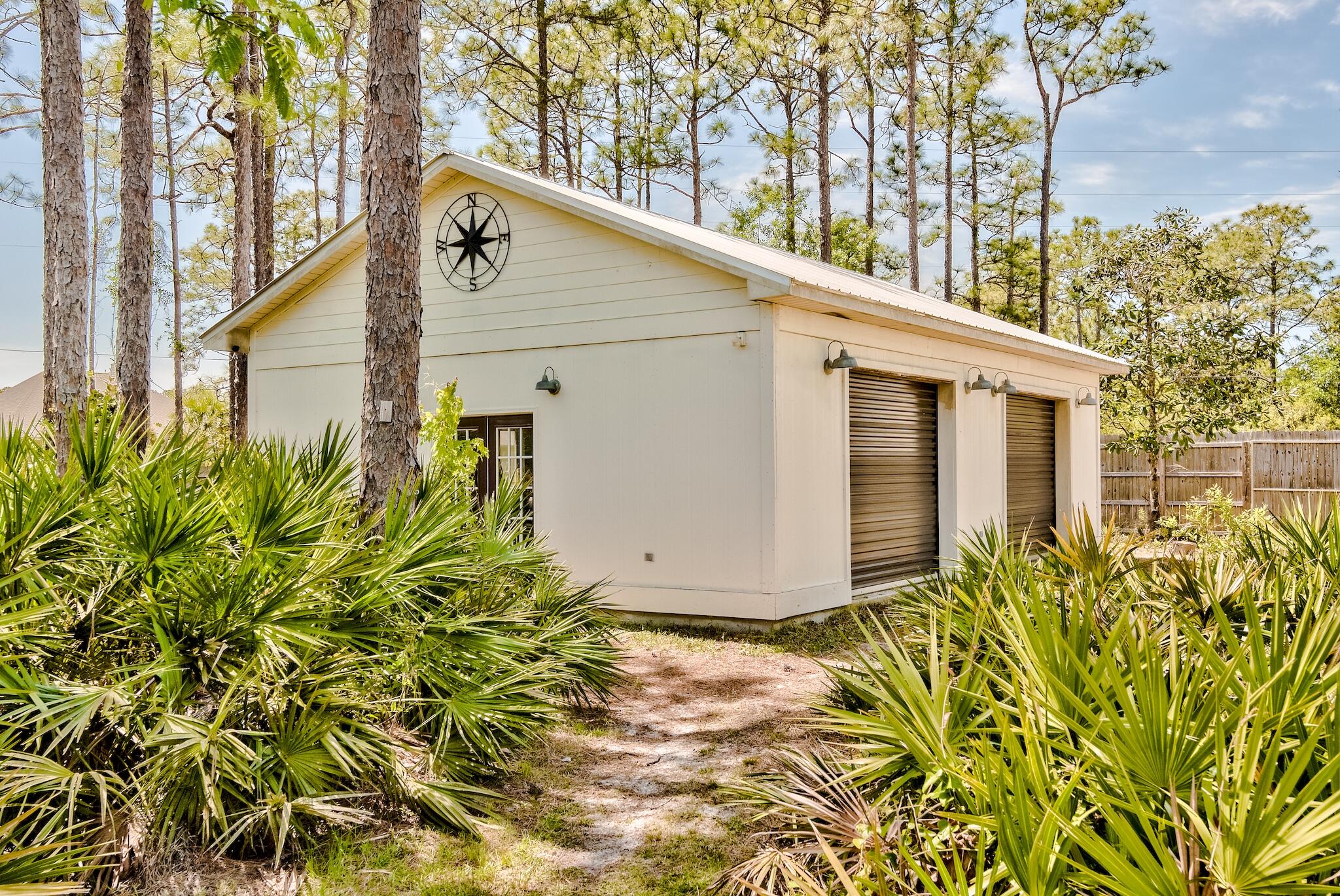 WOODLAND BAYOU ESTATES - Residential