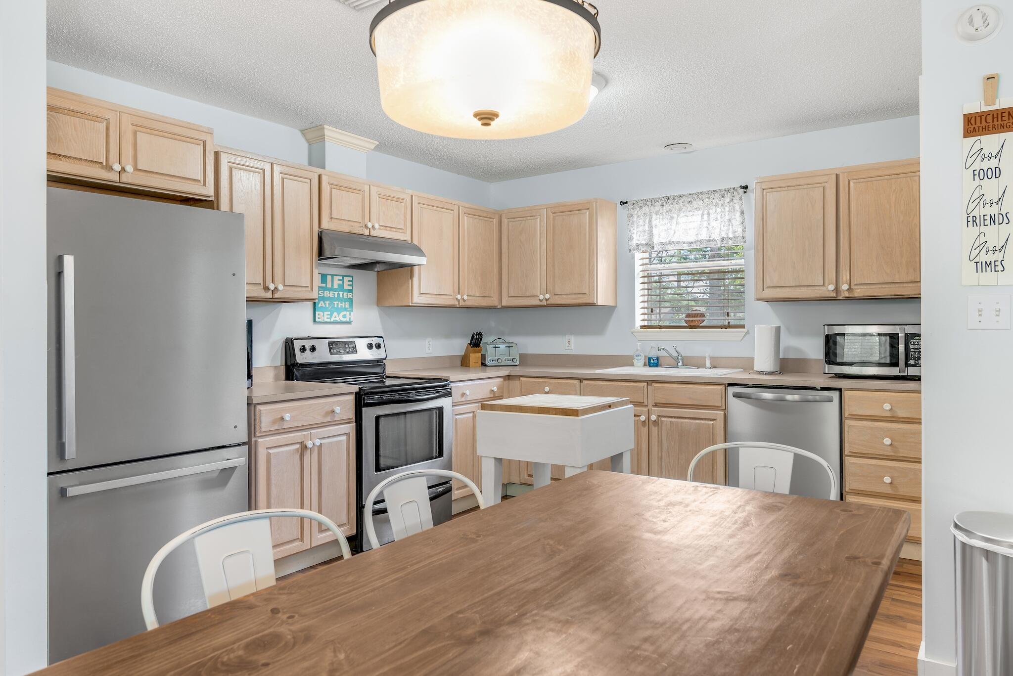 WOODLAND BAYOU ESTATES - Residential