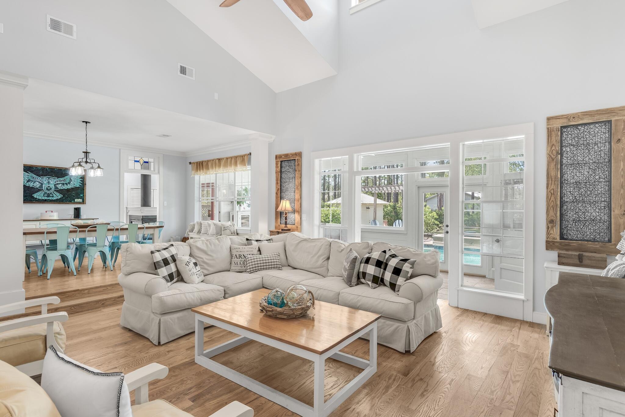 WOODLAND BAYOU ESTATES - Residential