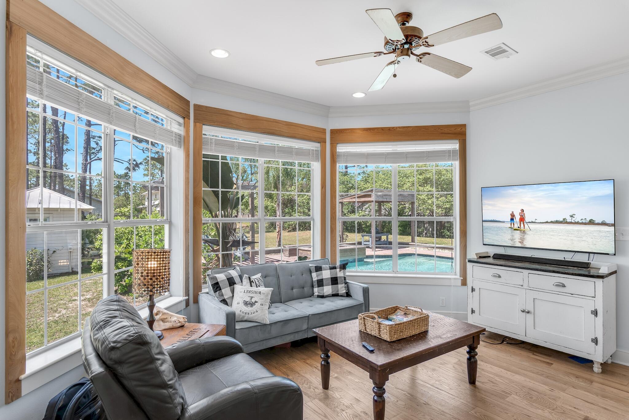 WOODLAND BAYOU ESTATES - Residential