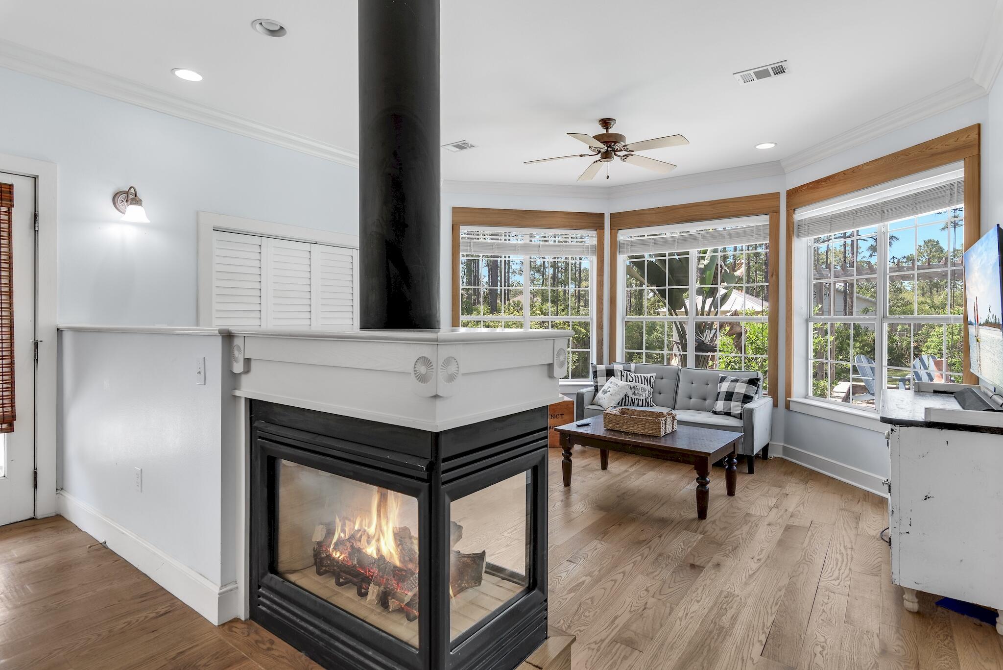 WOODLAND BAYOU ESTATES - Residential