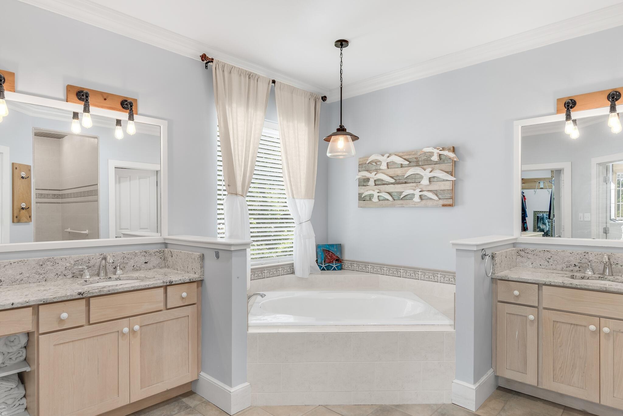 WOODLAND BAYOU ESTATES - Residential