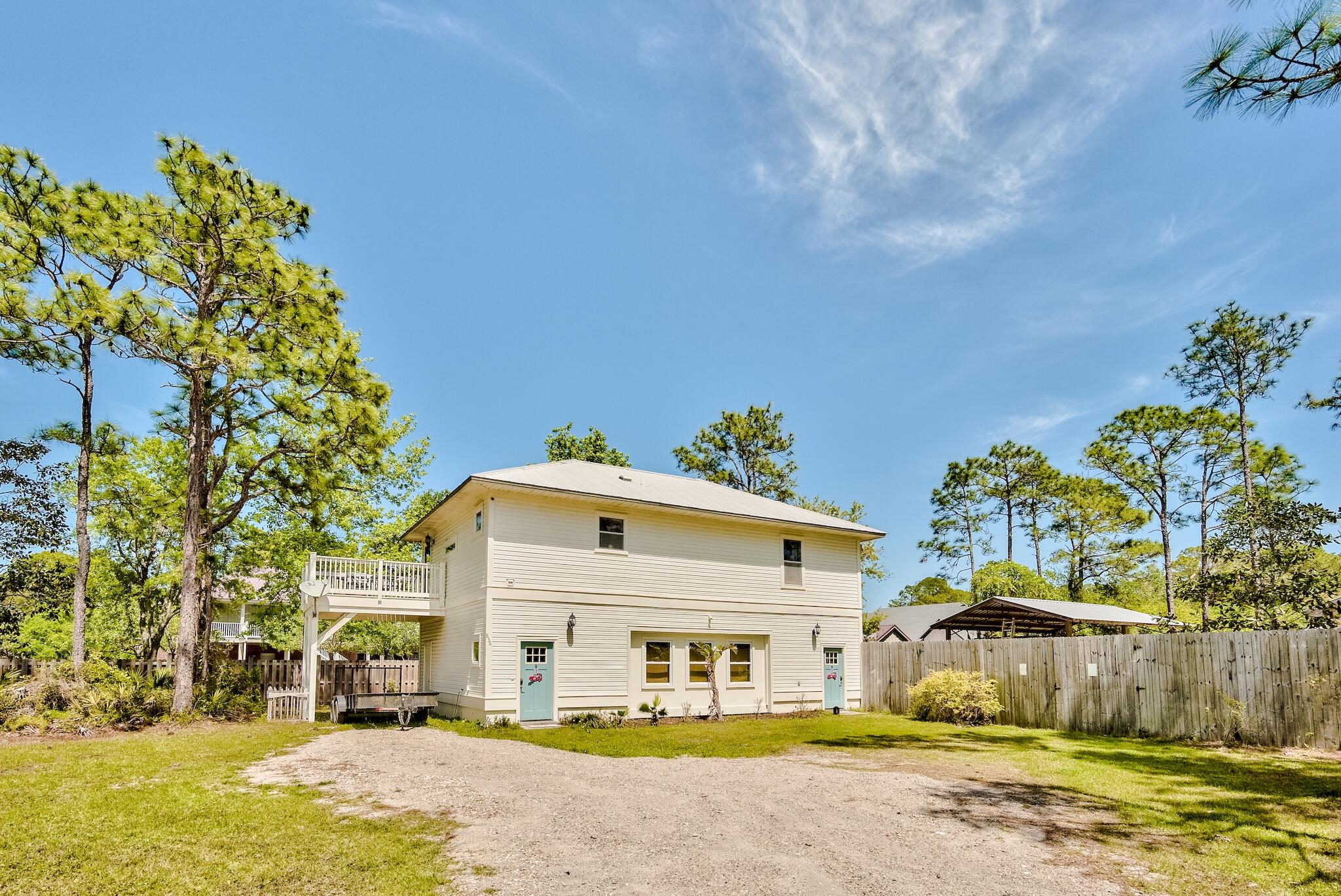 WOODLAND BAYOU ESTATES - Residential