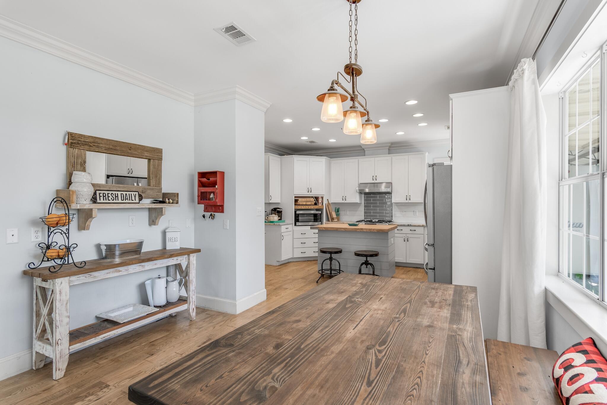 WOODLAND BAYOU ESTATES - Residential