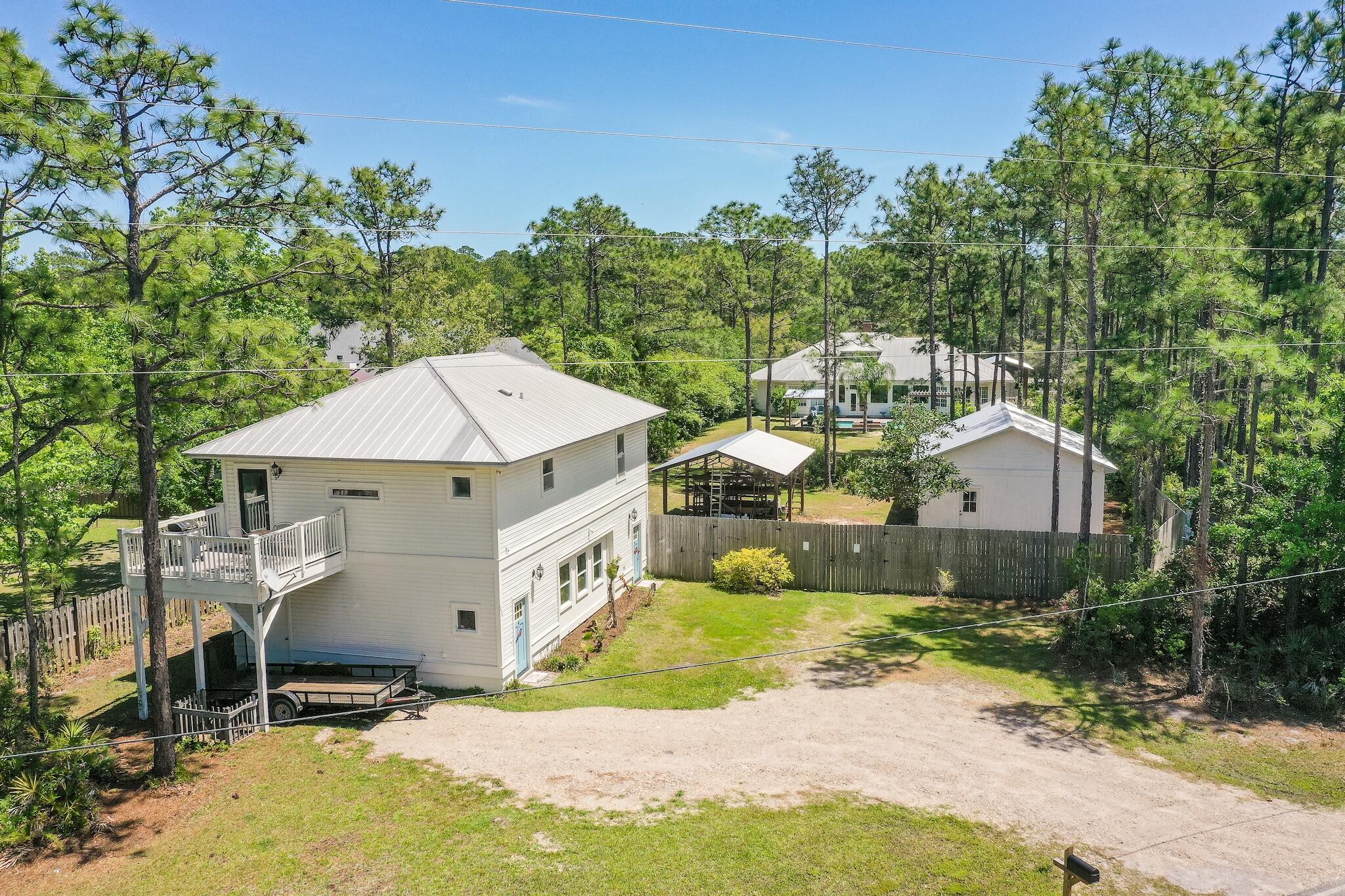 WOODLAND BAYOU ESTATES - Residential