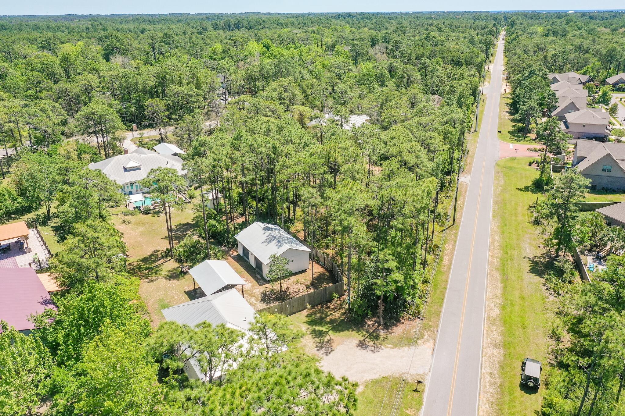WOODLAND BAYOU ESTATES - Residential