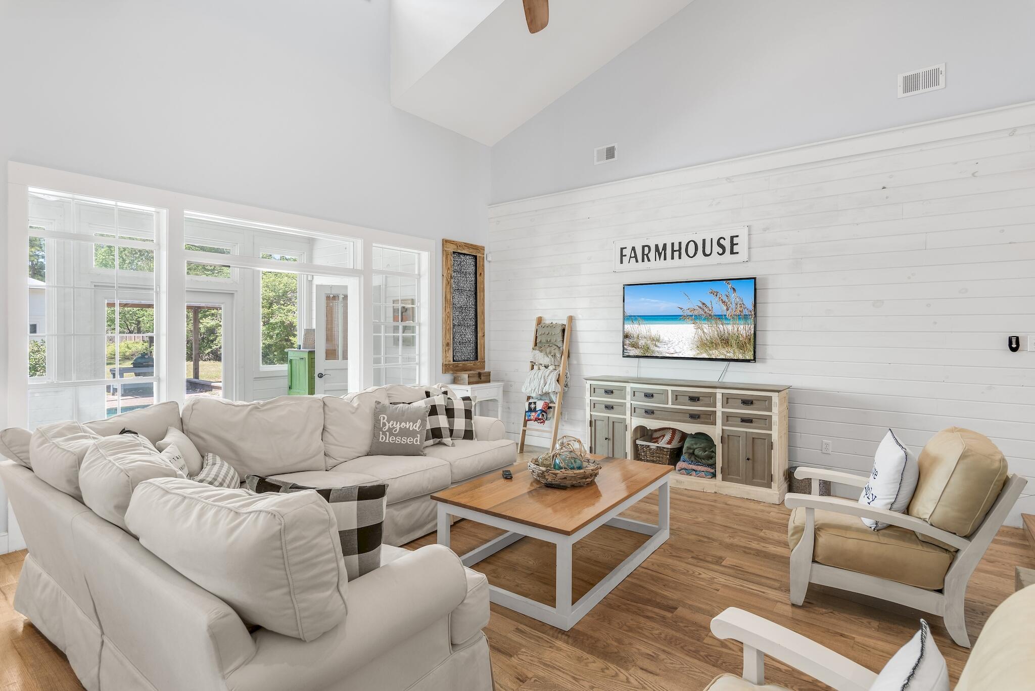 WOODLAND BAYOU ESTATES - Residential