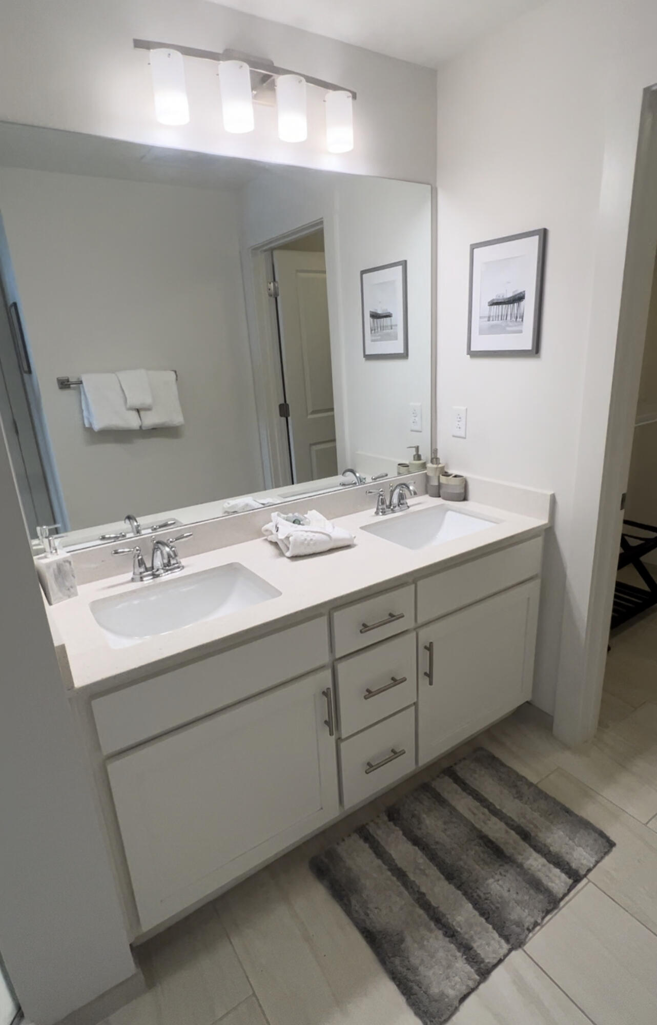 CALYPSO RESORT & TOWERS III - Residential