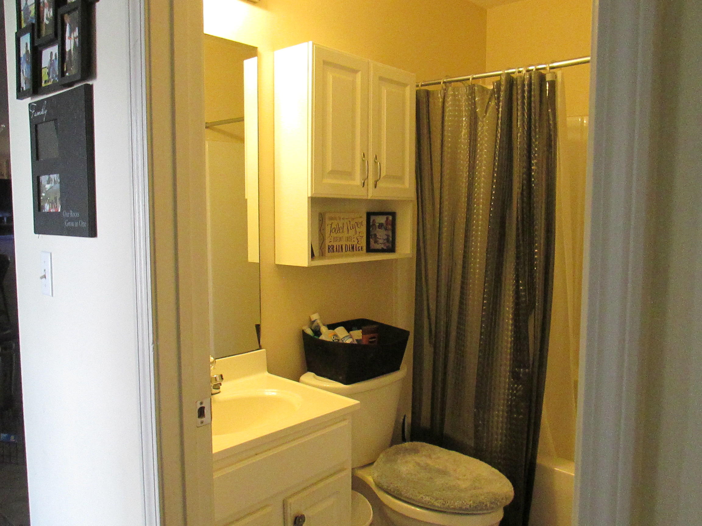 MALIBU GARDENS - Residential Lease