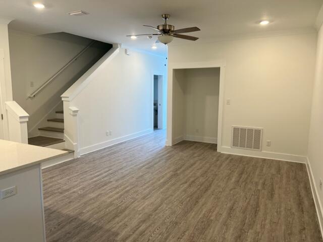 *MOVE IN SPECIAL* $500 off the first months rent if moved in by 1/15/2025. Recently built in 2022 townhome! Come see this 3 bedroom 2 and a half bathroom townhome with its own garage. Enjoy looking out back to greenery and a pond. Centrally located near Freeport Elementary and not far from the 30A beaches. Pets may be considered pending owner approval and a $500 pet fee. www.850rents.com