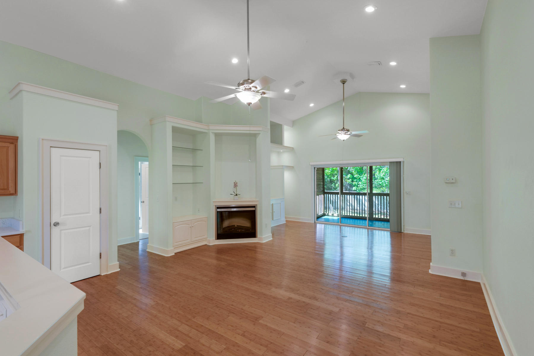 DRIFTWOOD SHORES - Residential