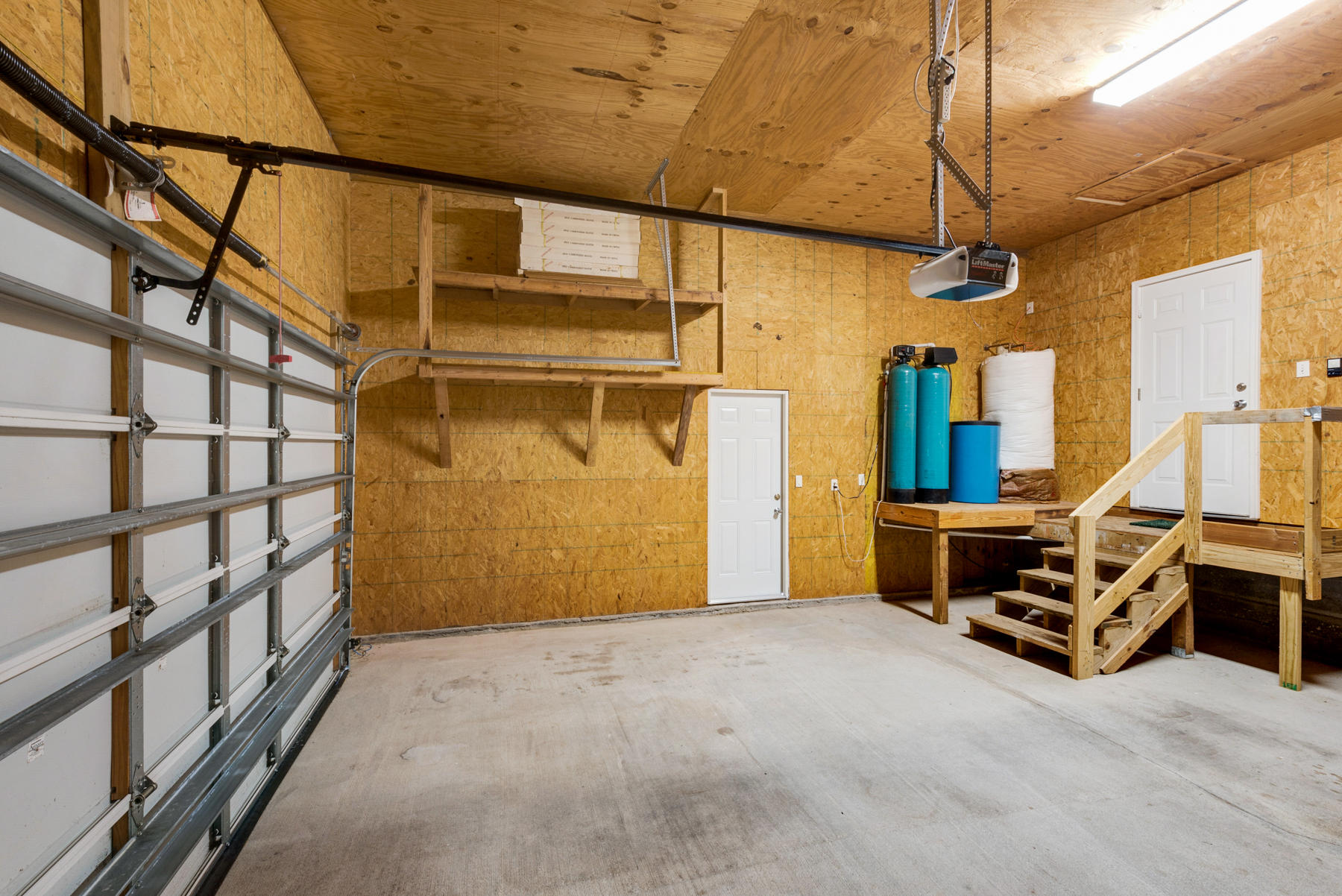 DRIFTWOOD SHORES - Residential