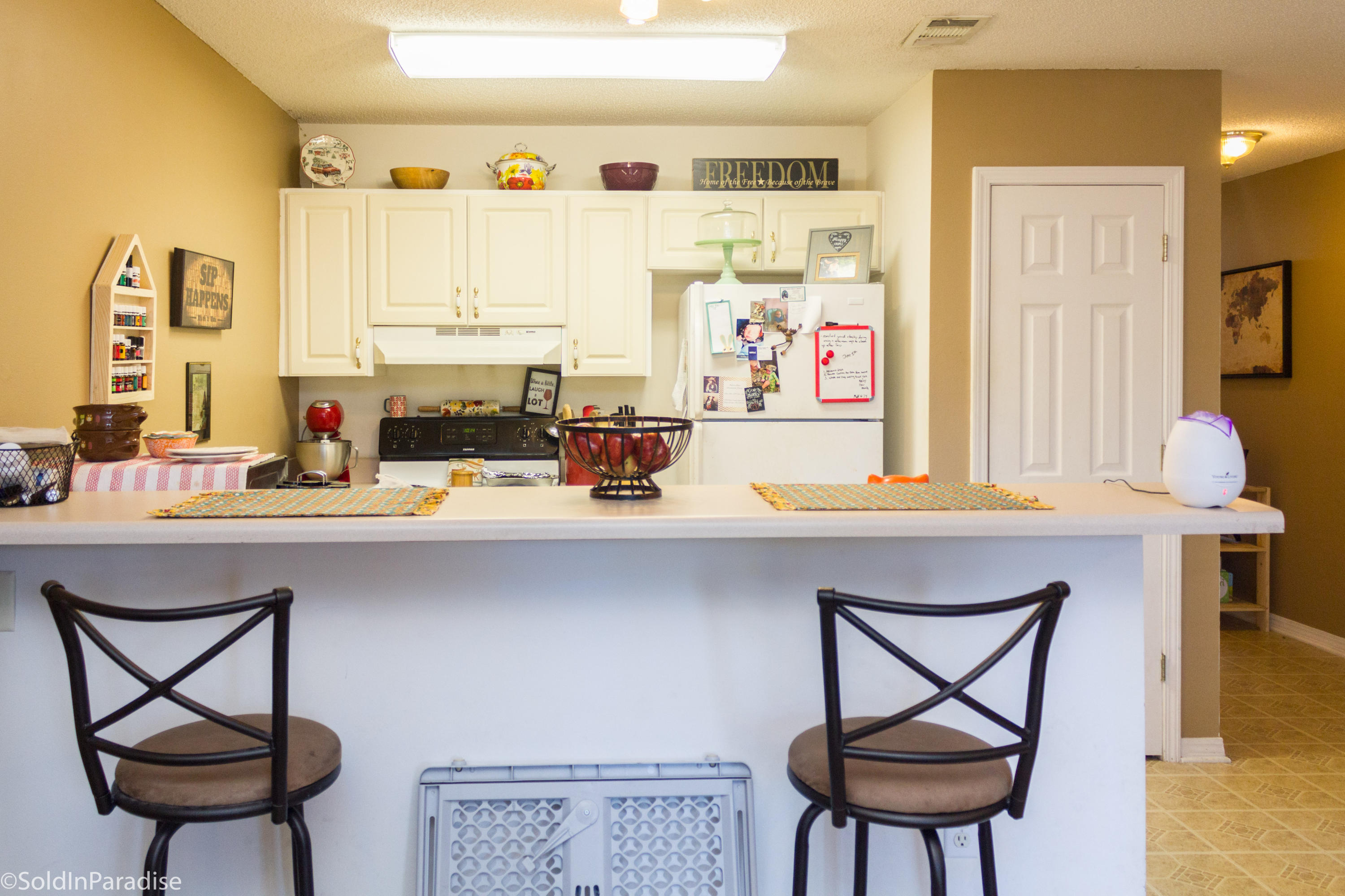 DOMENICAS COVE T/H - Residential