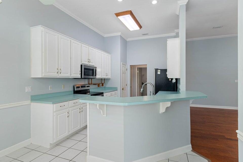 ROCKY BAYOU ESTATES 12B - Residential Lease