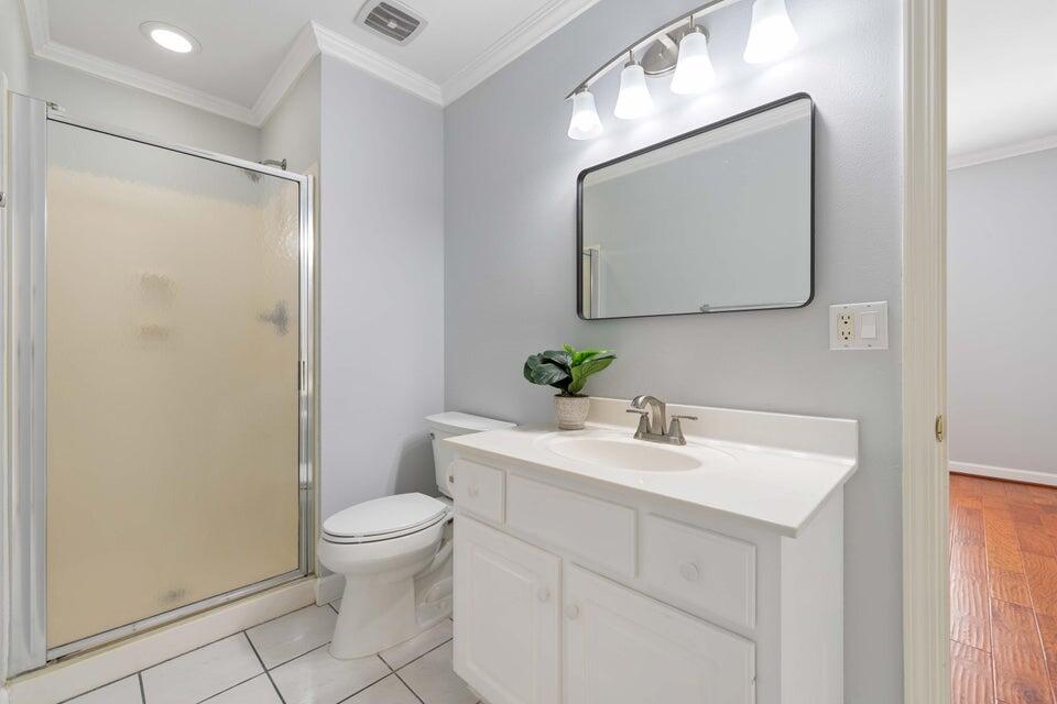 ROCKY BAYOU ESTATES 12B - Residential Lease