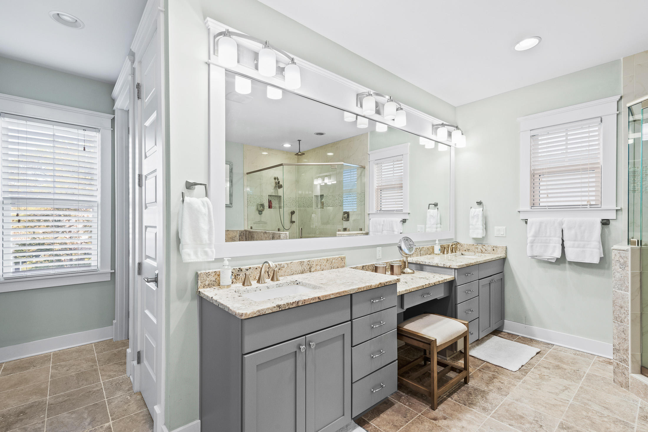 HIGHLAND PARKS - Residential