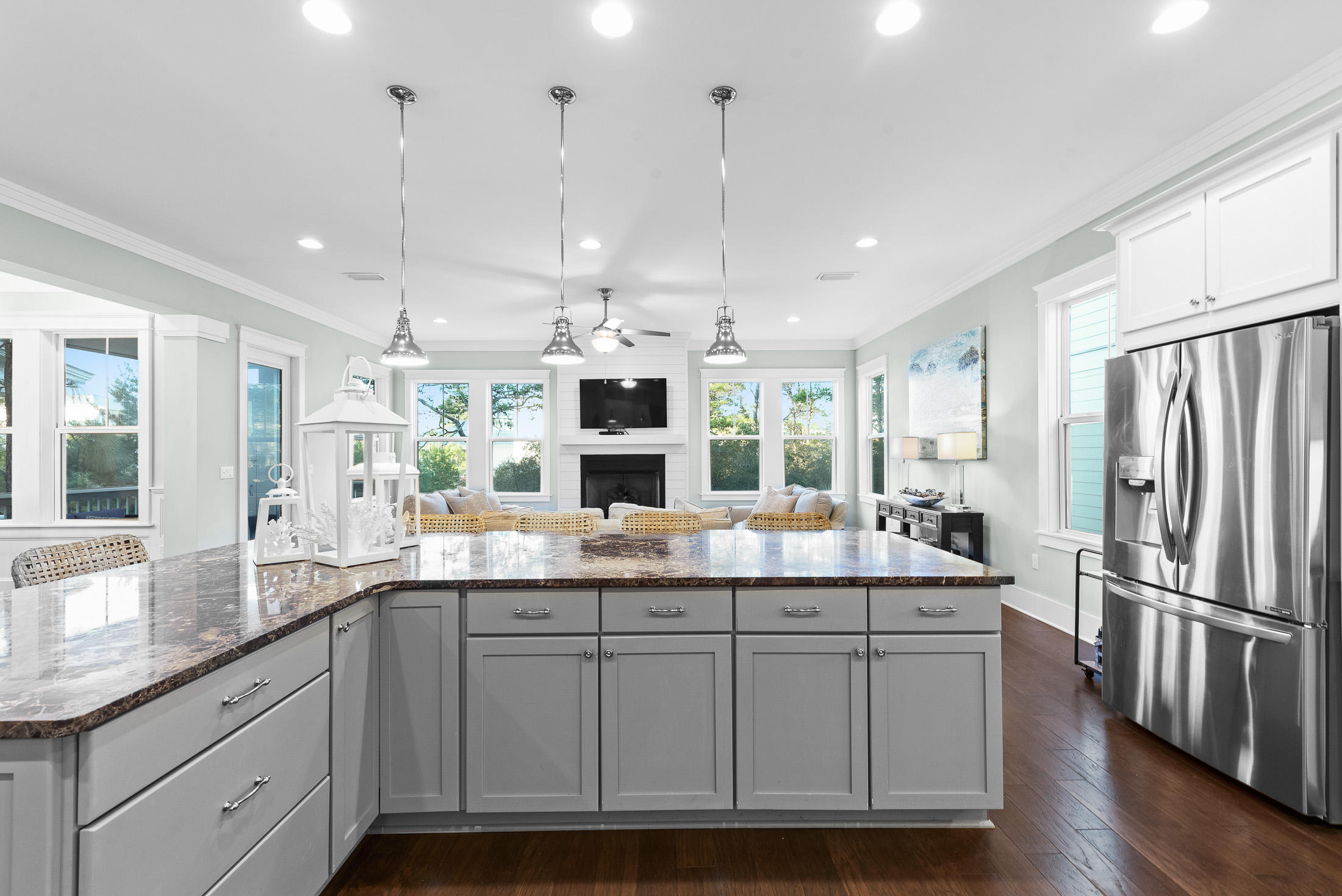 HIGHLAND PARKS - Residential