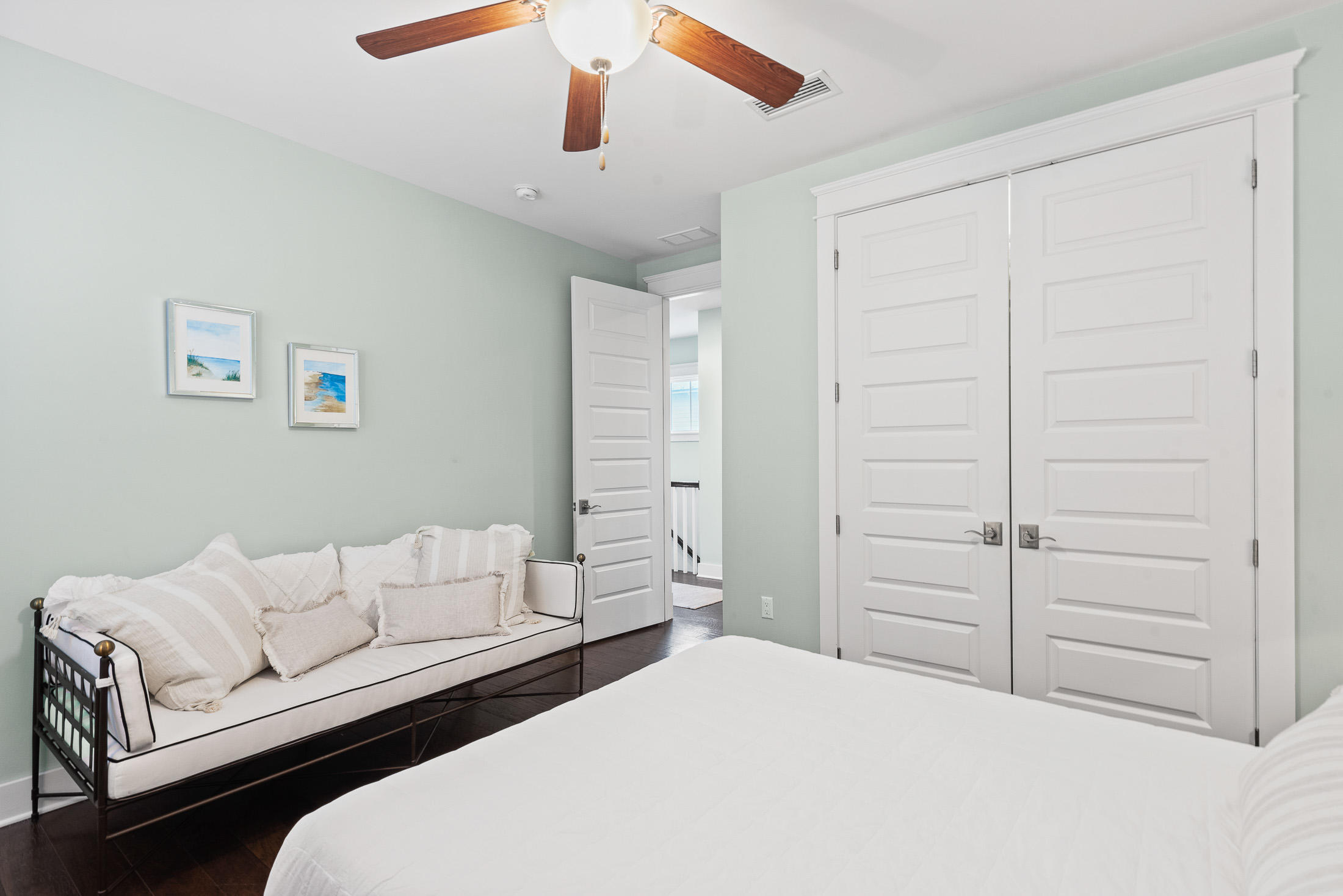 HIGHLAND PARKS - Residential