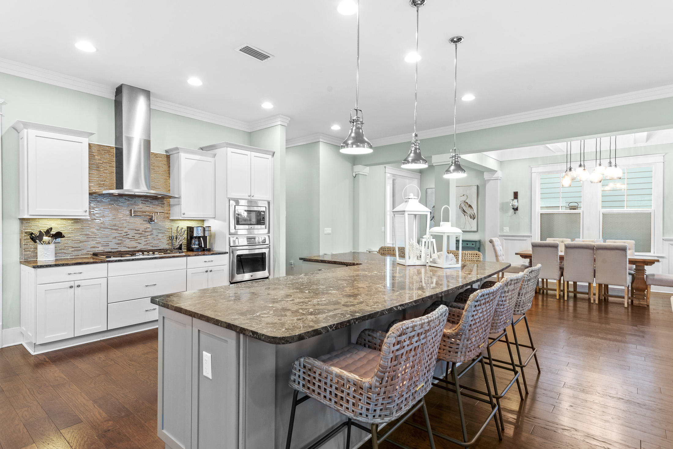 HIGHLAND PARKS - Residential
