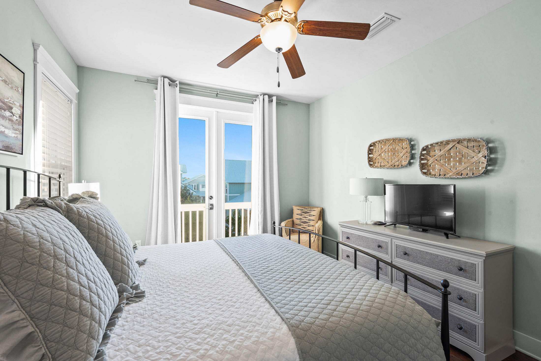HIGHLAND PARKS - Residential