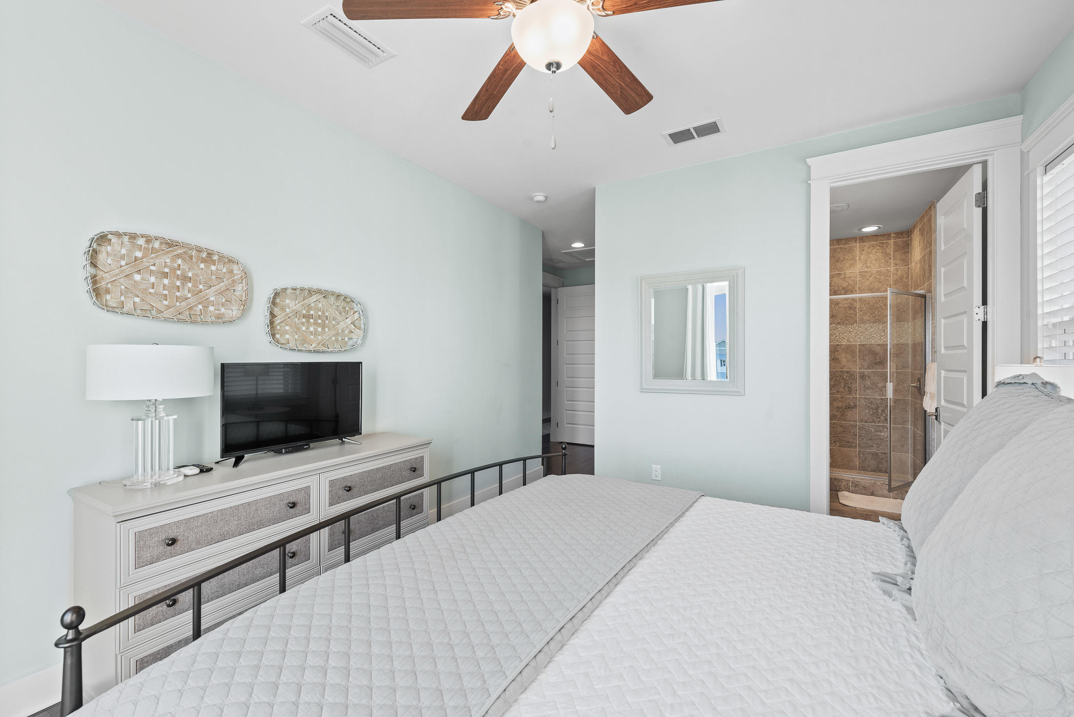 HIGHLAND PARKS - Residential