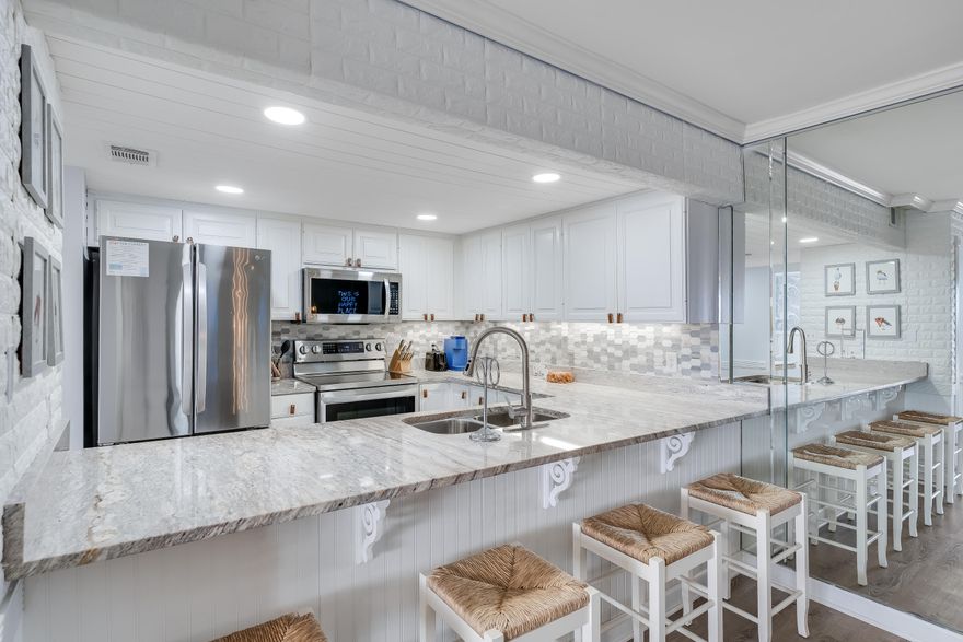 *Ideal Vacation Condo with Pool Access and Beach Proximity!** This charming 2-bed, 2-bath vacation condo on the first floor is a beach lover's dream come true! With easy pool access and just steps away from the sandy shore, this unit eliminates the need for an elevator, ensuring convenience for all. Enjoy the vibrant local scene with eateries and entertainment within walking distance. The unit features a spacious family room for relaxation and a private patio with a gate leading directly to the pool—an ideal setup for leisurely lounging and quick dips in the water. Easy for families with small children. Sleeps 7 Don't miss this opportunity to own your perfect vacation retreat with all the amenities you desire!