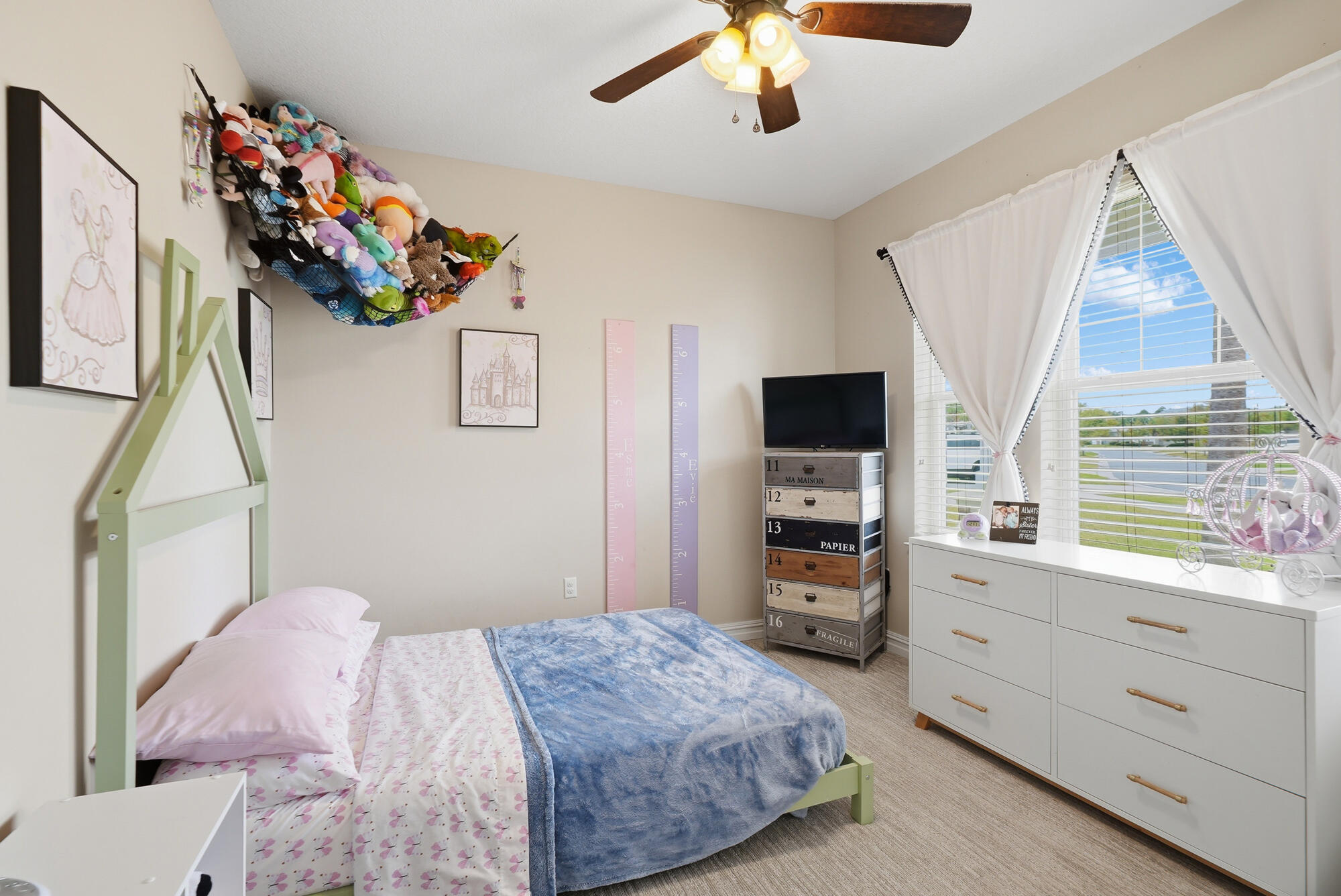 Breakfast Point - Residential