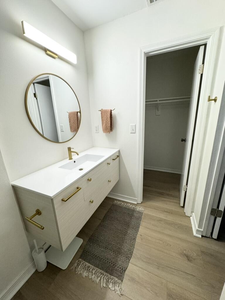 RAINTREE ESTATES - Residential Lease