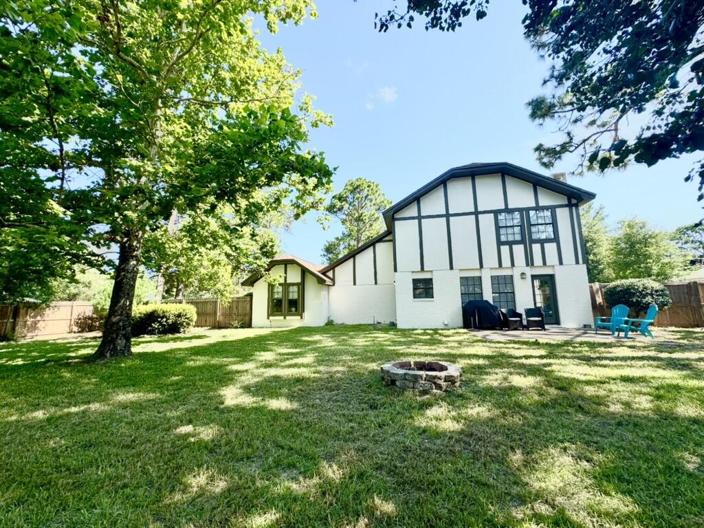 RAINTREE ESTATES - Residential Lease