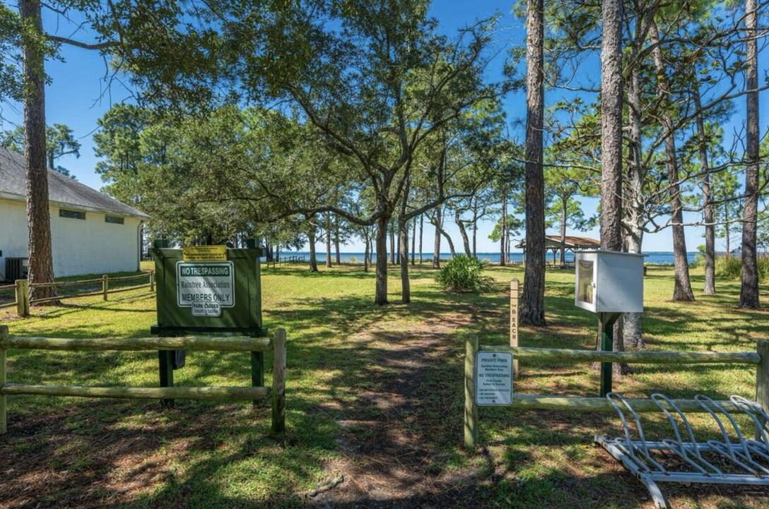 RAINTREE ESTATES - Residential Lease