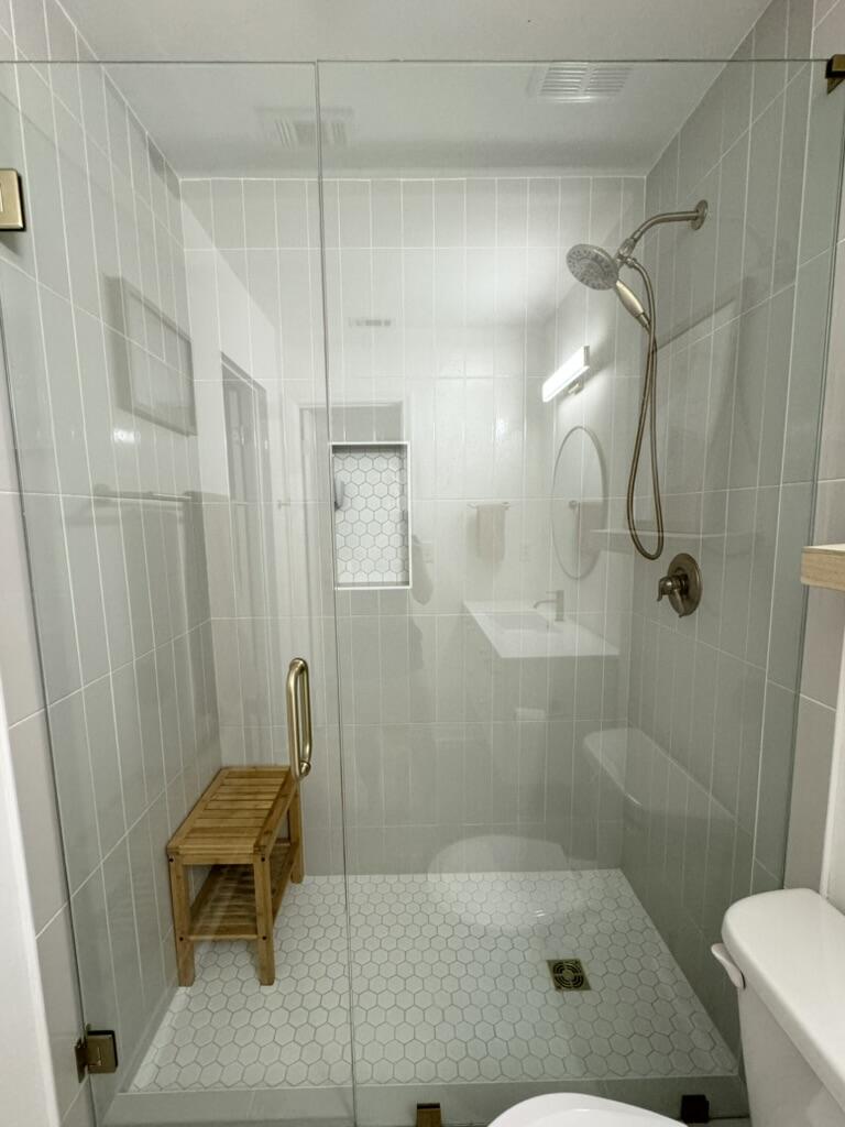 RAINTREE ESTATES - Residential Lease