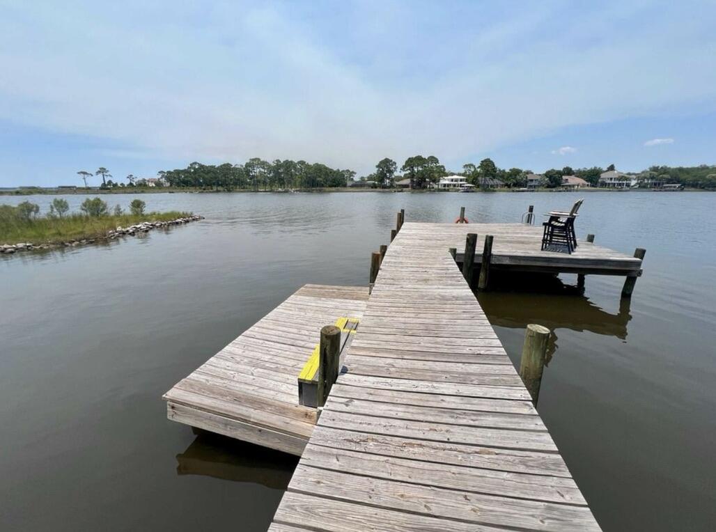 RAINTREE ESTATES - Residential Lease