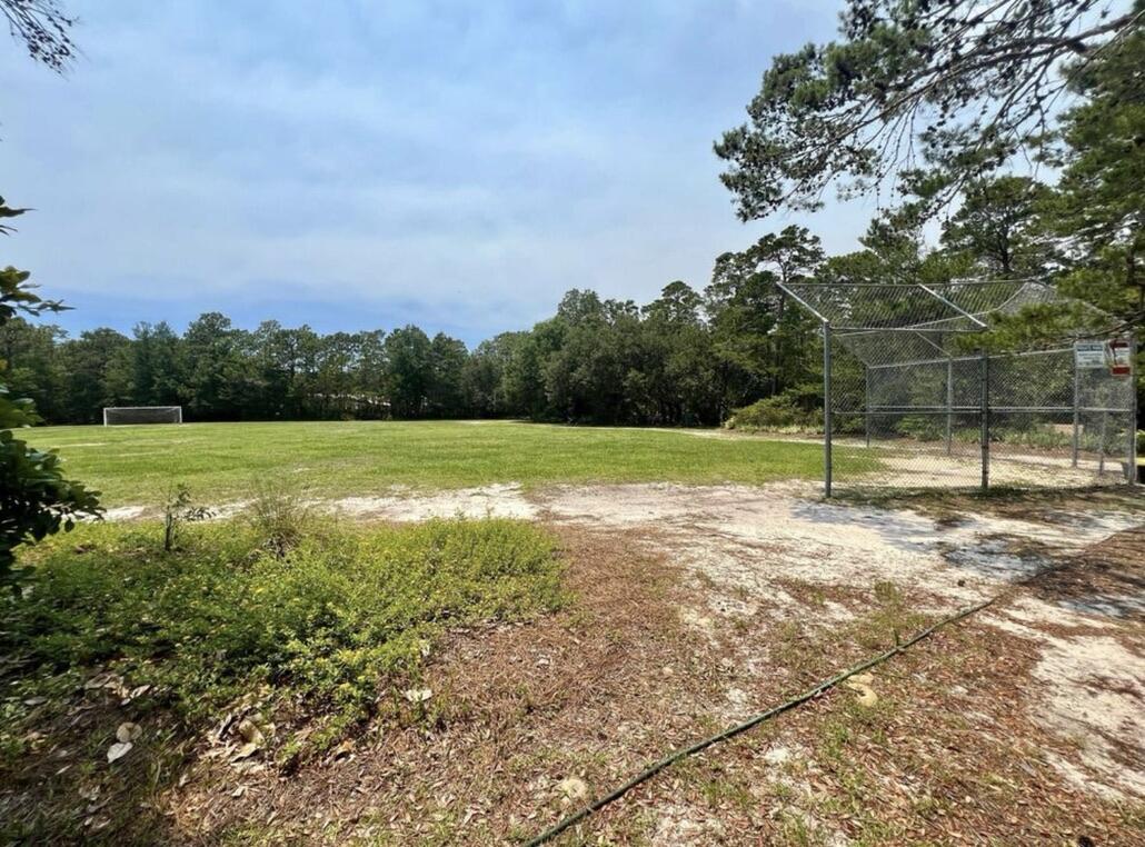 RAINTREE ESTATES - Residential Lease