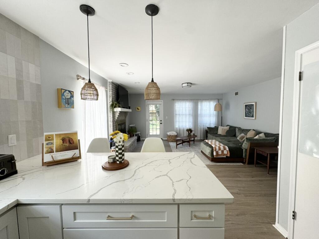 RAINTREE ESTATES - Residential Lease
