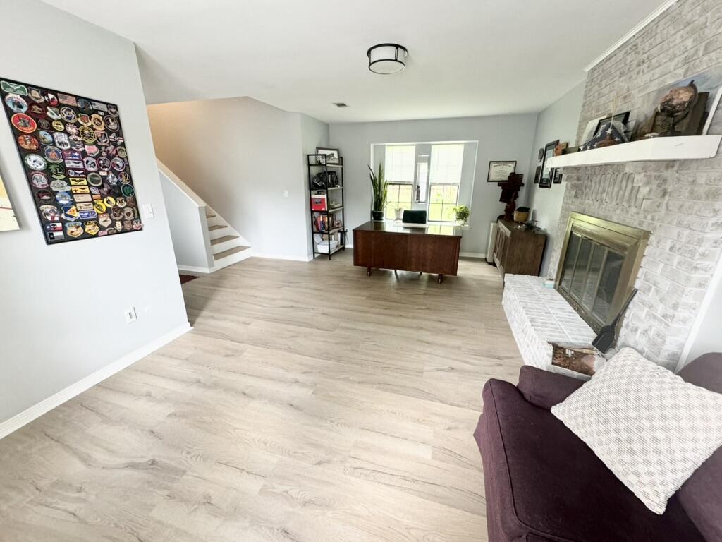 RAINTREE ESTATES - Residential Lease