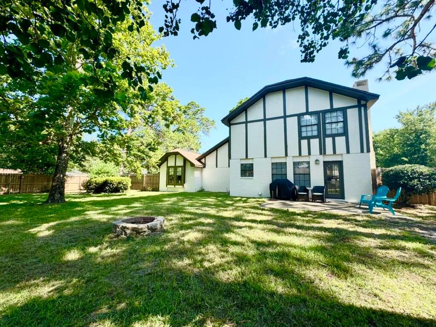 This charming Tudor home, located in the Raintree Estates neighborhood boasts modern updates and functional design. The home has two spacious living areas downstairs, two fireplaces, three bedrooms and 2.5 bathrooms in 2002 square feet.The downstairs offers a dedicated office/flex space and additional living area, as well as a half bathroom, formal dining room, and laundry room. The master bedroom has an updated ensuite with two closets. The large backyard and front lawn are ideal for entertaining, and there is an additional fenced side yard off the garage. Raintree Estates offers a peaceful atmosphere with easy access to recreation. You're just half a mile from the neighborhood beach park and dock, and a block away from shaded walking trails and the baseball/soccer field! The prime location of Raintree estates is only 10 miles to Eglin AFB,  less than 4 miles into Niceville, and 7 miles to the beaches of Destin via the Mid Bay Bridge.

*Background, credit checks
*This property is NOT pet friendly
*Move out clean fee charged