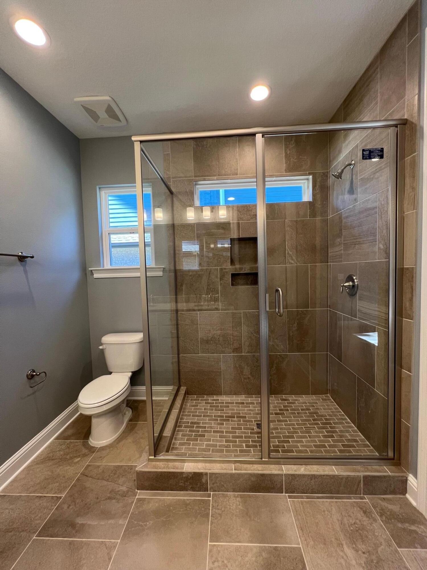 LAUREL OAKS S/D - Residential Lease