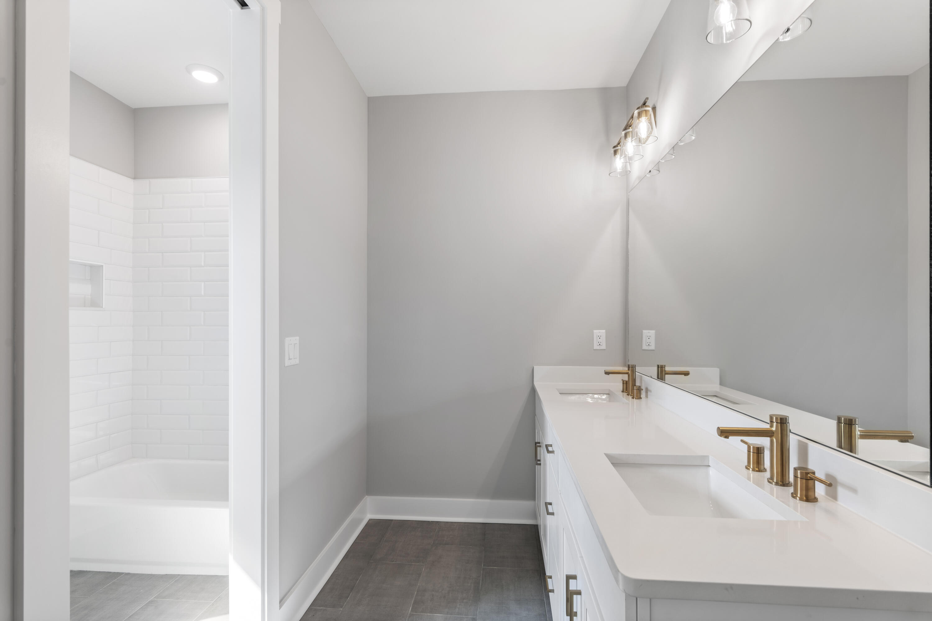 Nautilus Pointe - Residential