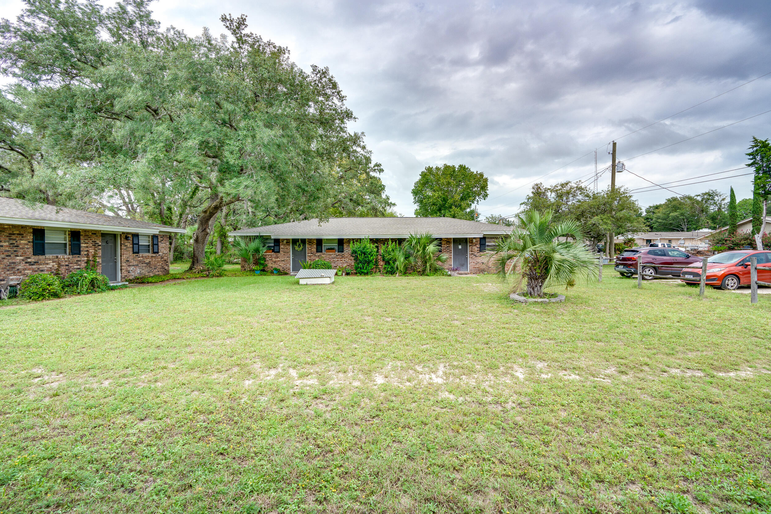 LOT 1 BLK 1 RACETRACK RD S/D - Residential