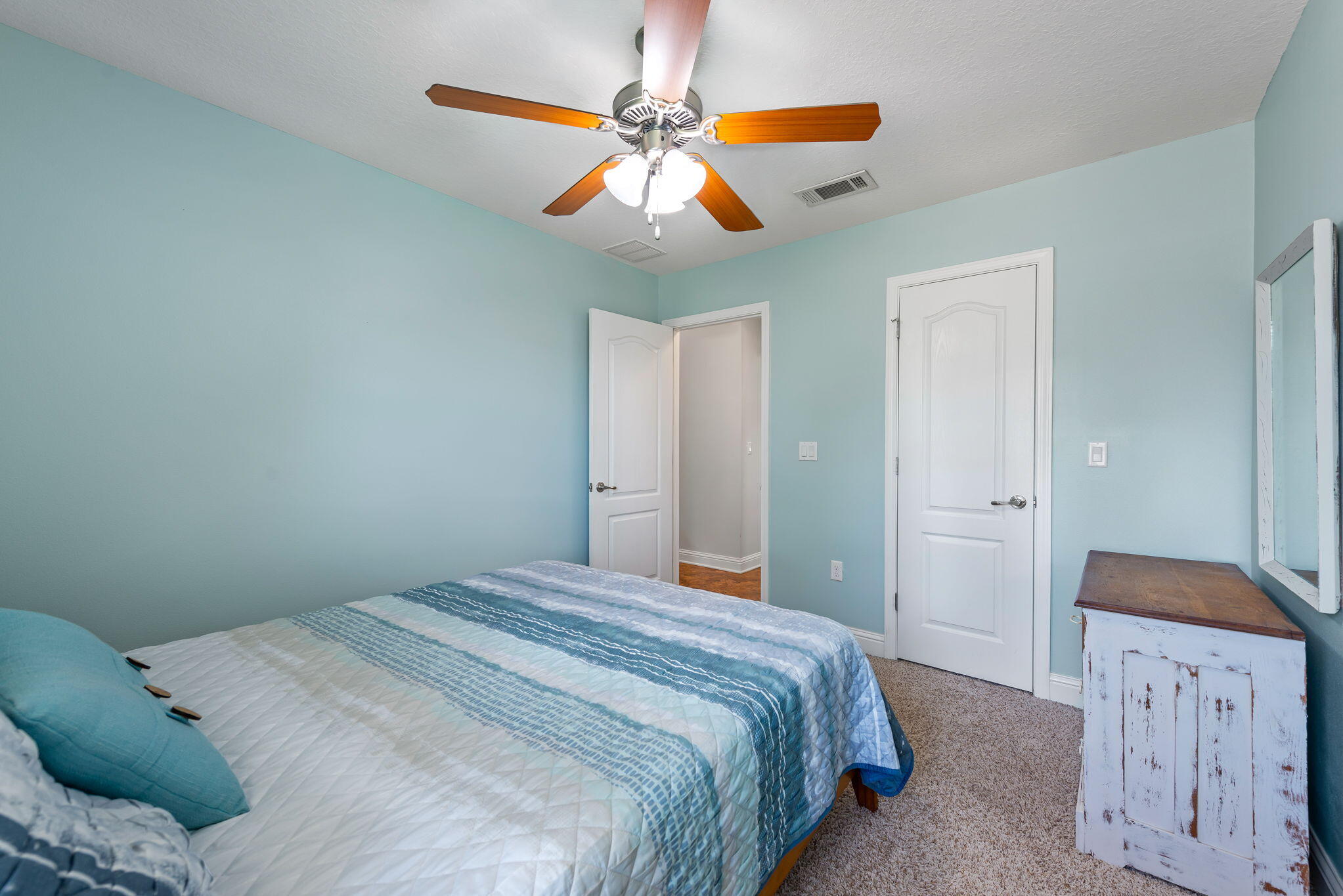 HOLLEY BY THE SEA - Residential