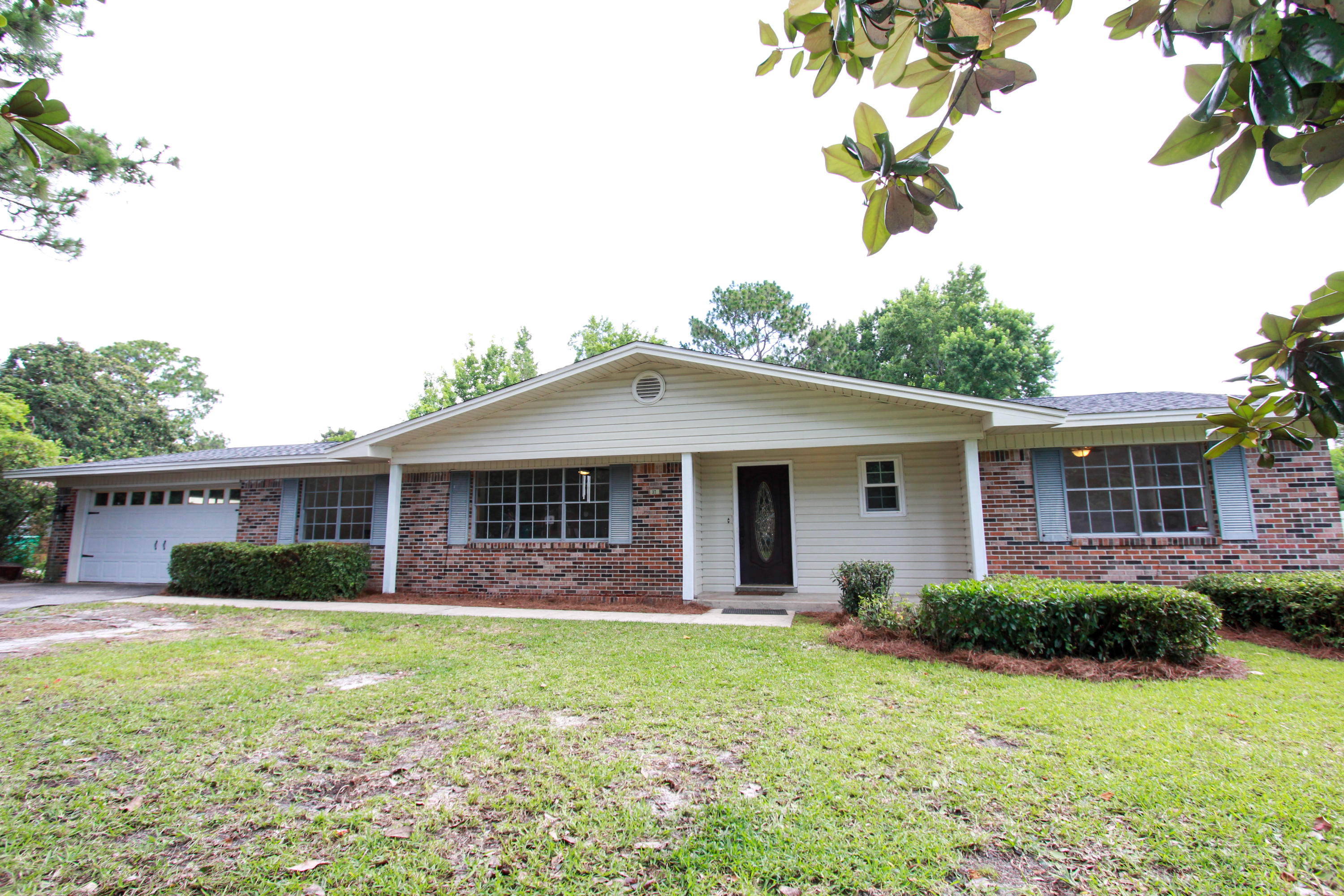 BAYOU POQUITO - Residential